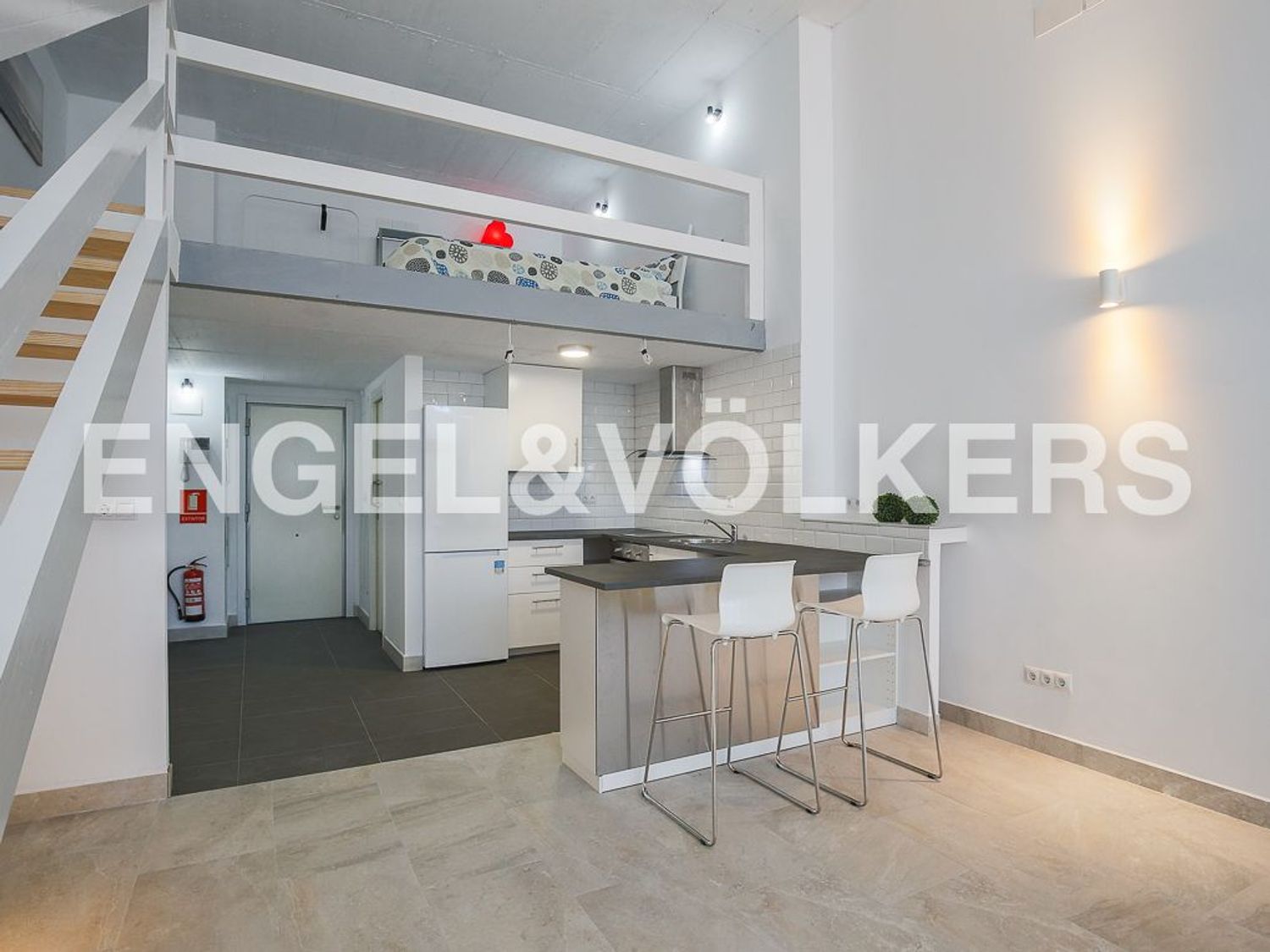 Estudio en Calle de la Creu Roja - Foto 3