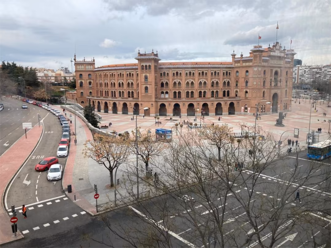 Piso en  Calle Alcalá 200B