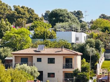 Chalet en  Carrer de la Via Làctia 173 - Foto 1