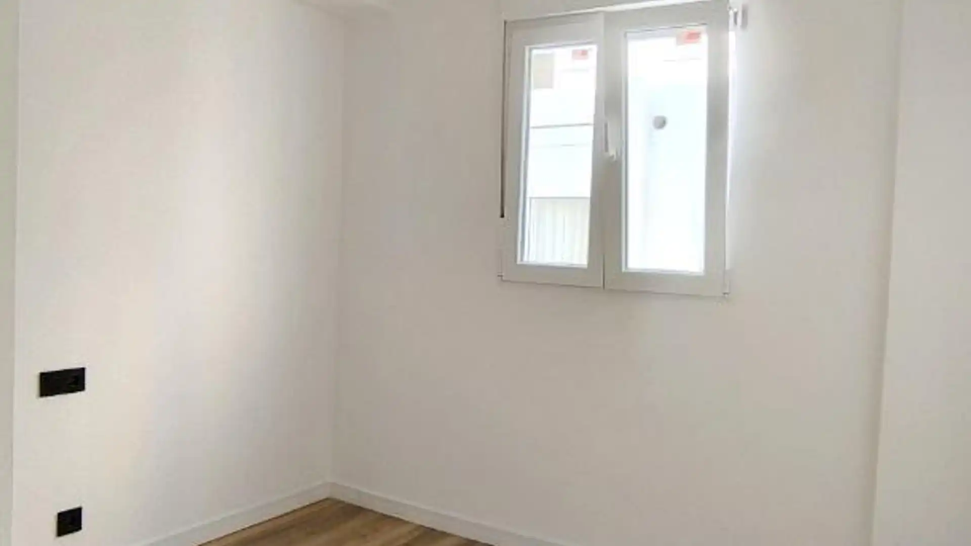 Piso en  Carrer de Gaspar Torrella 9 - Foto 18