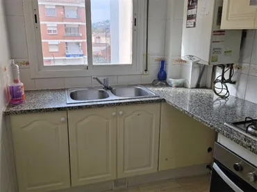 Piso en  Carrer Germanes Torrell 18 - Foto 7