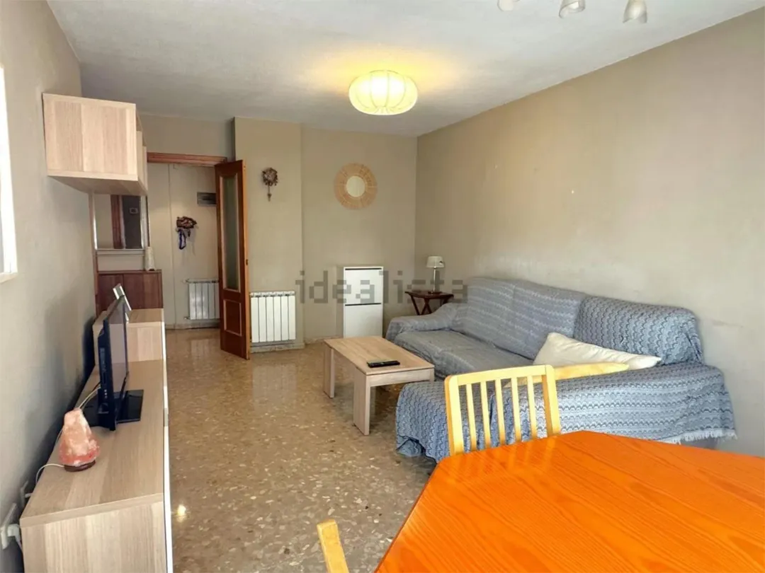 Piso en  Carrer de Cebrian Mezquita 3 - Foto 2