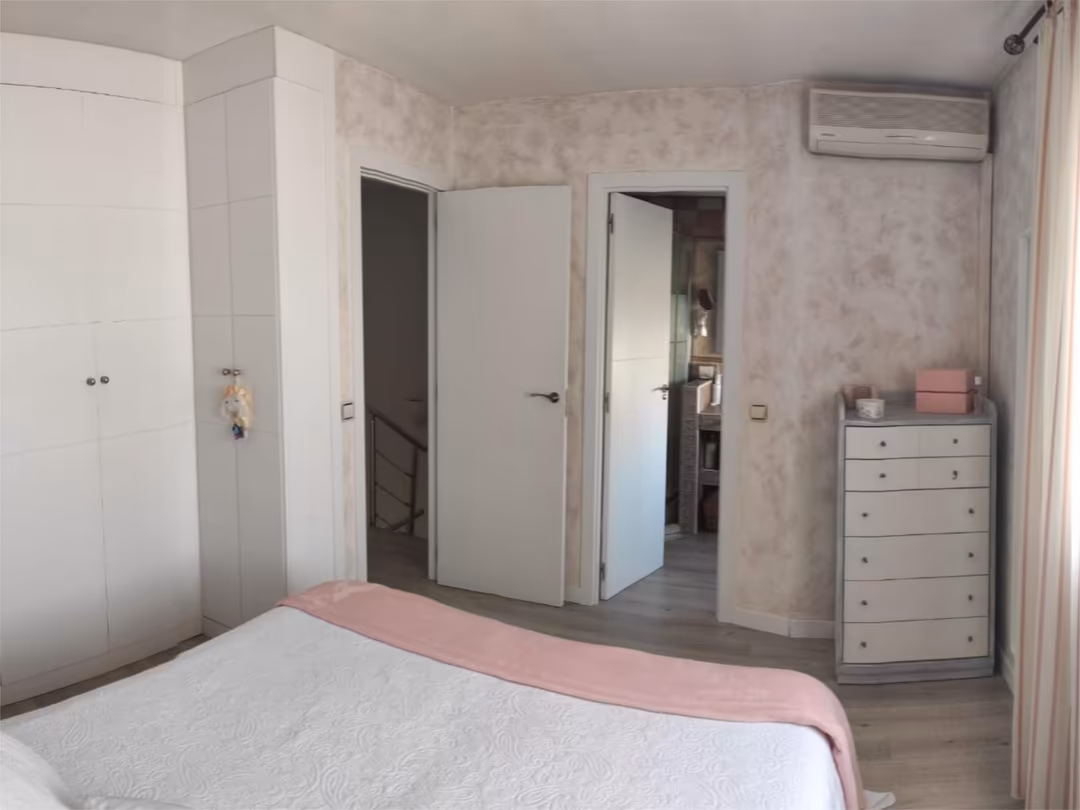 Chalet en  Calle Miguel de Unamuno 1 - Foto 17