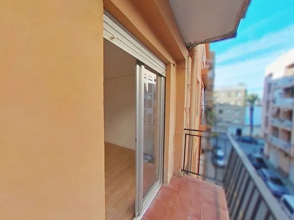 Piso en San Ramón y Monte de Piedad - Foto 3