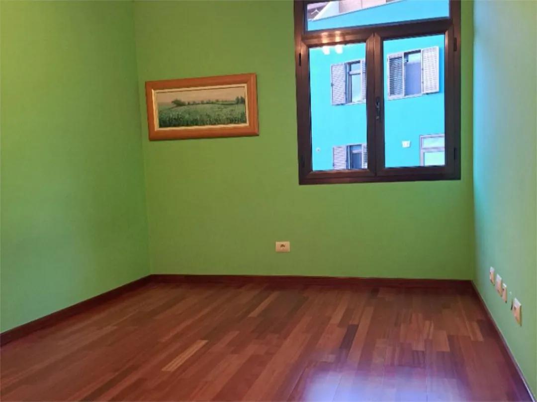 Piso en  Calle Pino Ojeda Pintora-Poeta 4 - Foto 17