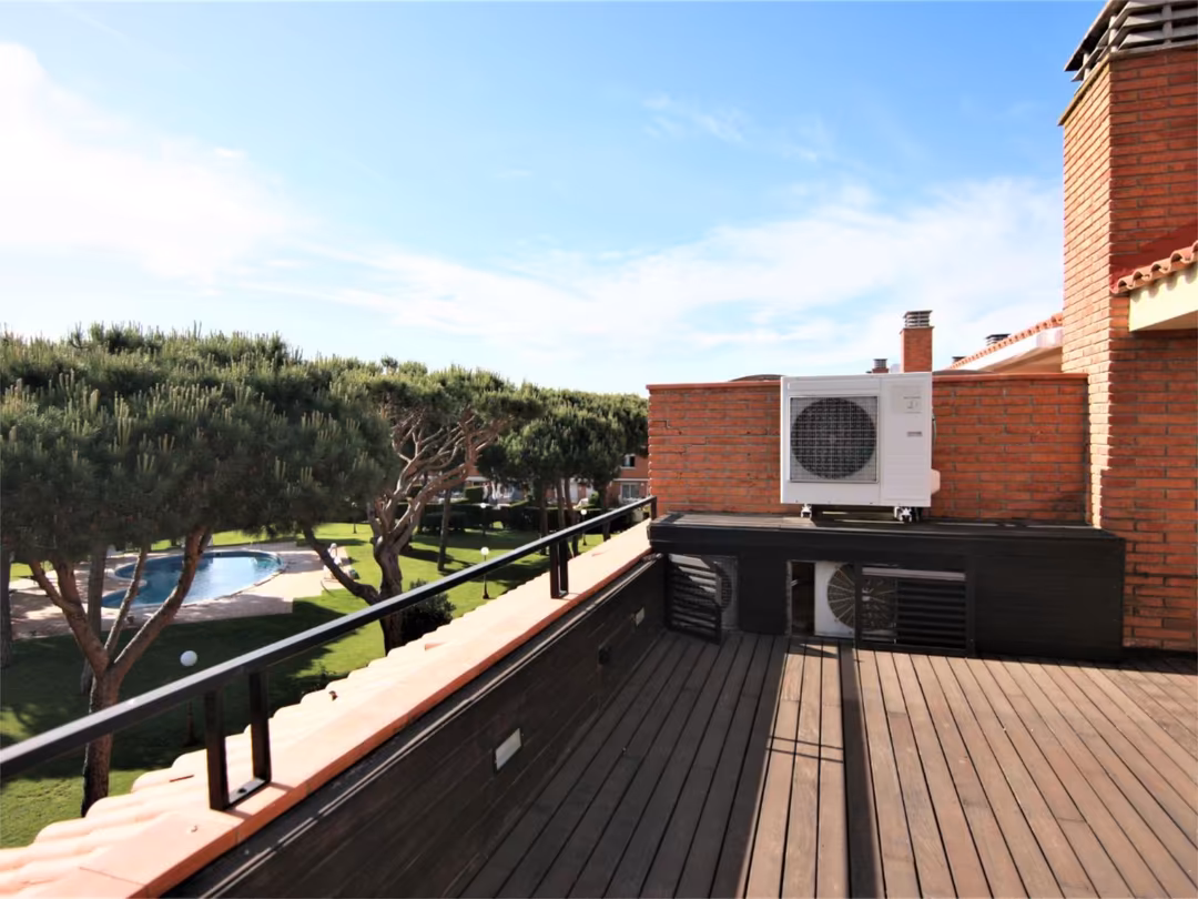 Casa adosada en  Carrer de Salou 38 - Foto 31
