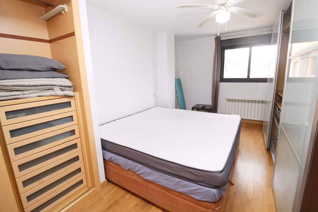 Piso en  Calle del Puerto de Somport 10 - Foto 8