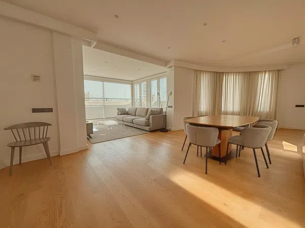 Ático en calle del Poeta Querol, 1