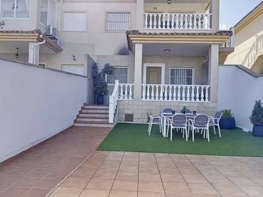Casa adosada en  Calle Río Menor 54 - Foto 8