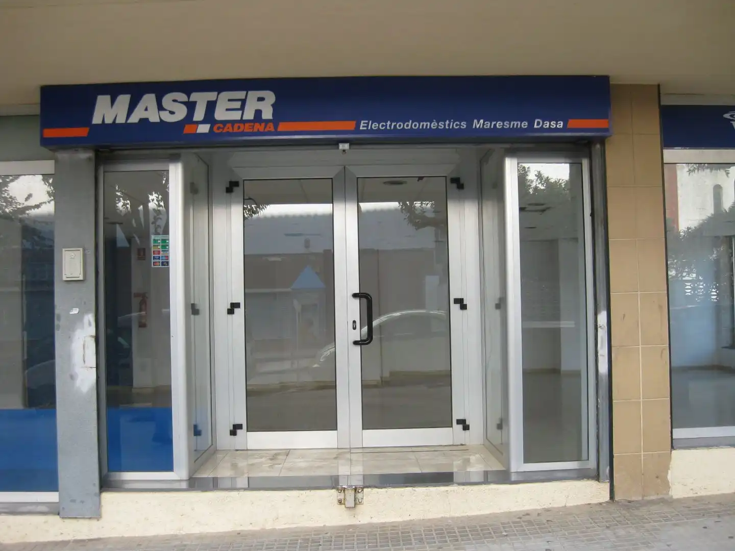 Local comercial en  Carrer de Balmes 171 - Foto 2