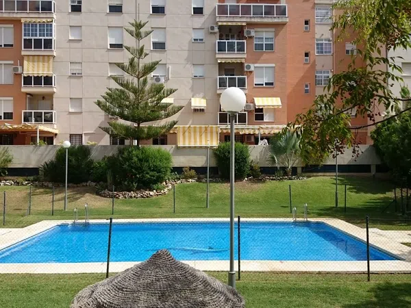 Piso en Avenida Plutarco, 71, El Consul - El Romeral - Foto 1