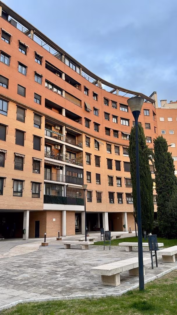 Piso en  Calle del Parroco Eusebio Cuenca 56 - Foto 25