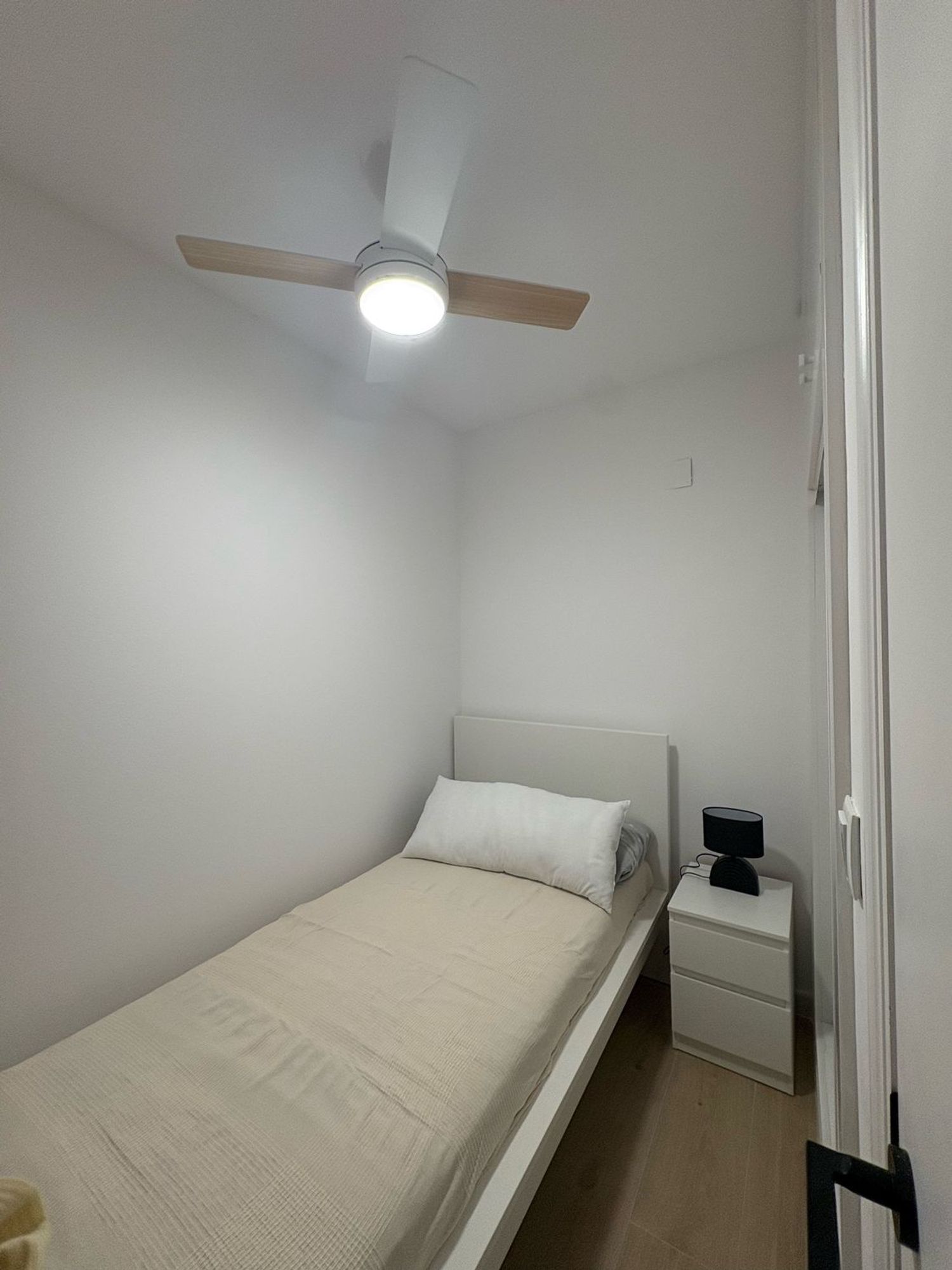 Chalet adosado en Urbanización Lago Jardín, 80 a - Foto 7