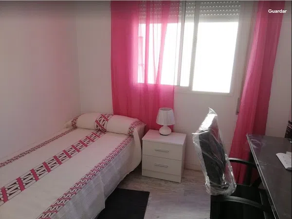 Piso en Calle Martínez de la Rosa - Foto 3