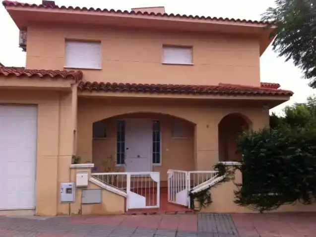 Chalet en  Carrer Antoni Gaudí i Cornet 8 - Foto 17