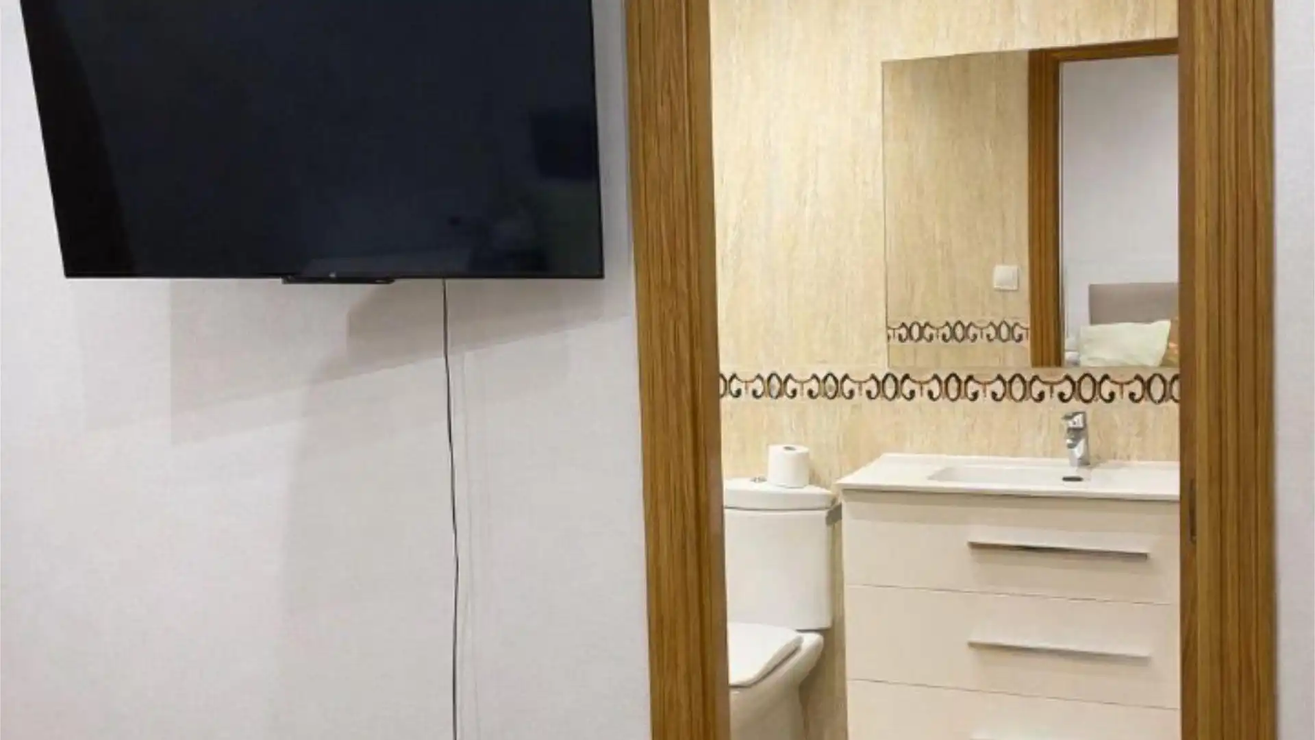 Piso en  Avinguda en Joan Carles I 53 - Foto 3