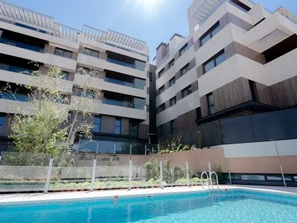 Piso en calle de Javier Tusell, 1 -3