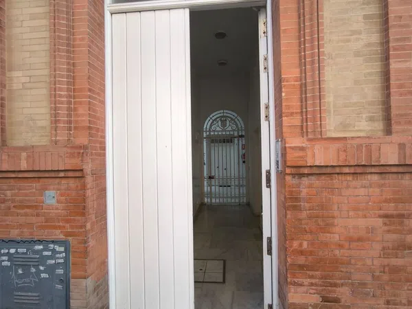 Piso en Calle Teodosio, 25, Plaza de la Gavidia-San Lorenzo - Foto 2