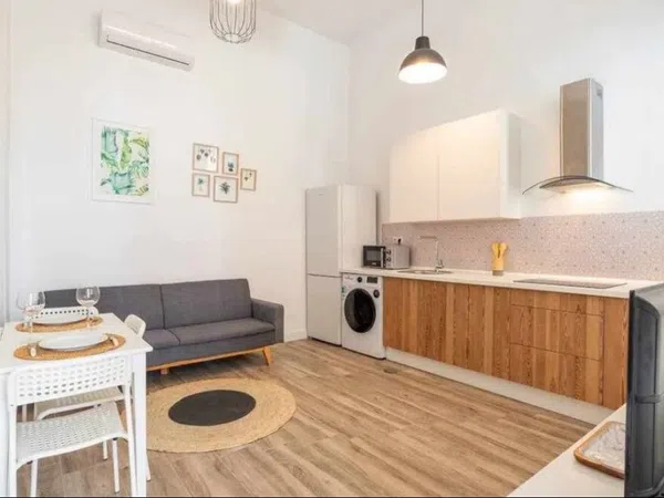 Estudio en calle Carraca 5, 2