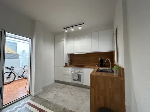 Piso en calle Guillem Escrivà, 8