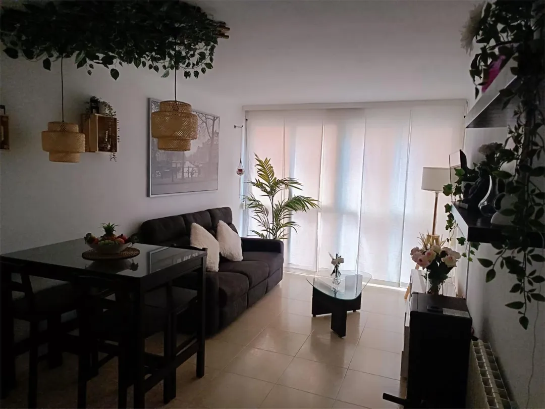 Piso en  Avinguda de la Primavera 1 - Foto 1