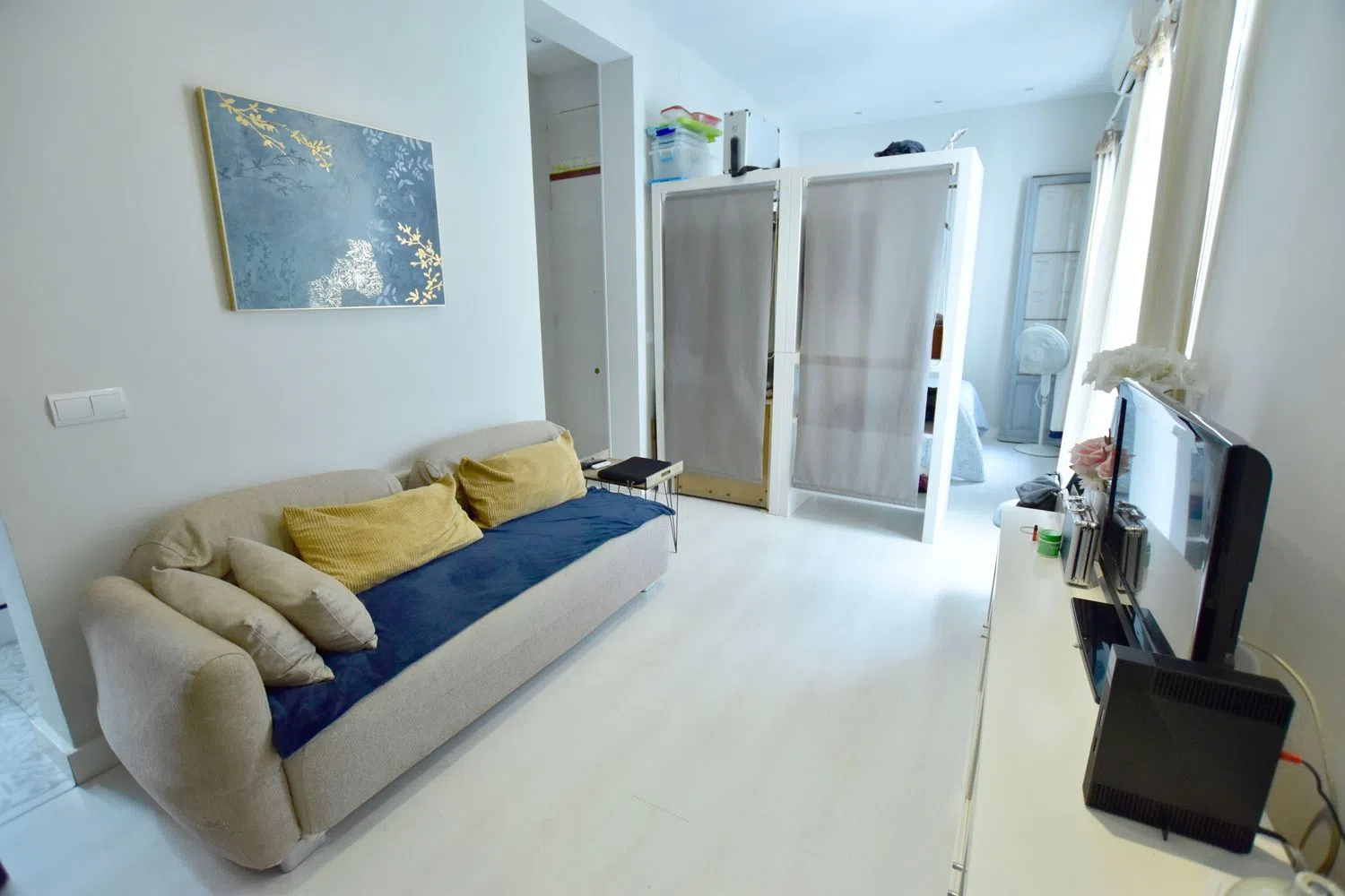 Estudio en calle de Pelayo, 26 - Foto 3