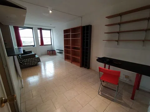 Piso en calle de la Princesa, 3  duplicado