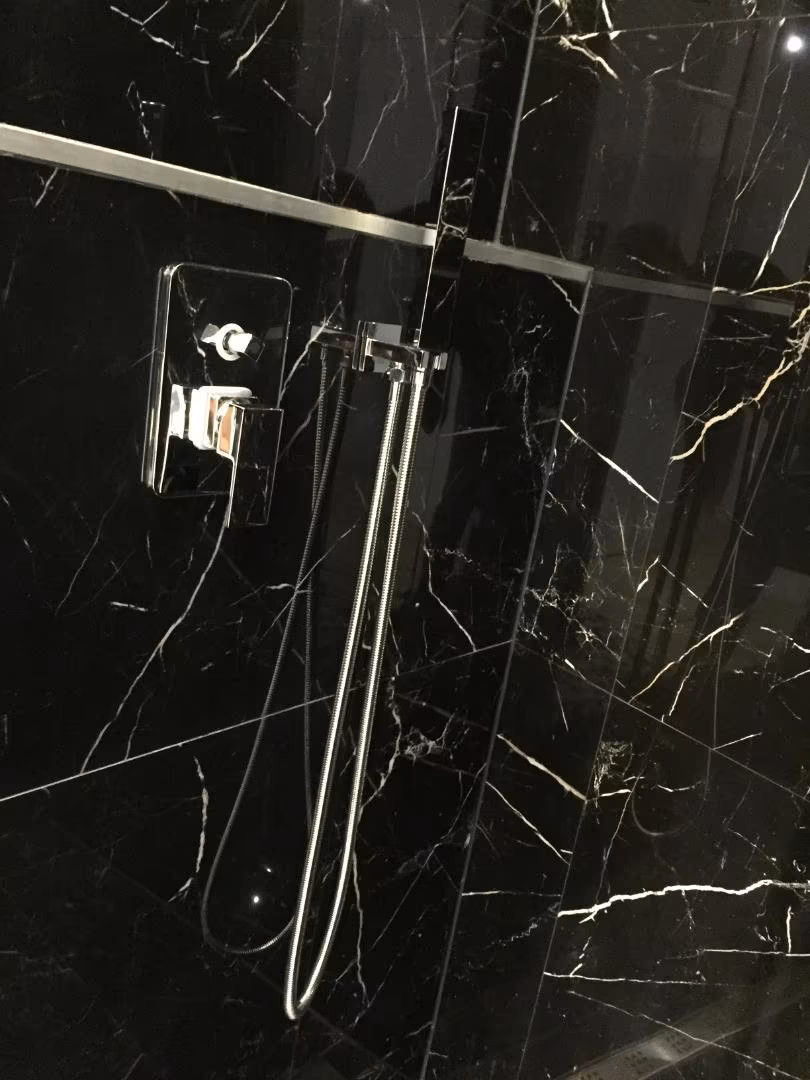 Piso en  Calle de los Tres Peces 21 - Foto 8