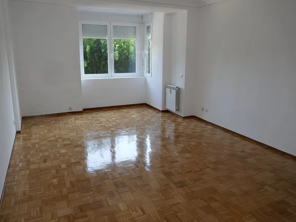 Piso en plaza del Encuentro, 1