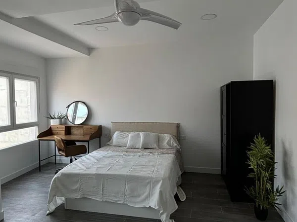 Estudio en Calle de Bernardo López García - Foto 1