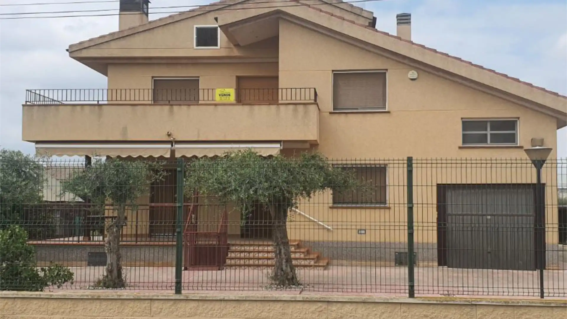 Chalet en  Avenida Casillas de Coria 6 - Foto 1