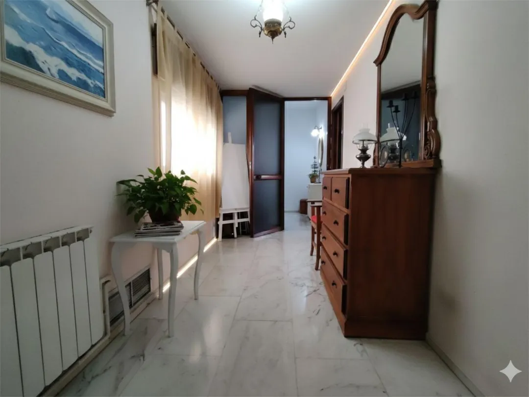 Casa adosada en  Calle Sagunto 41 - Foto 21