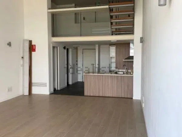 Estudio en Vara de Quart - Foto 1