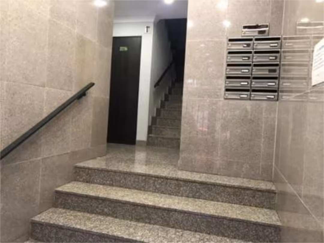 Piso en  Calle Maestro Chueca 2 - Foto 2