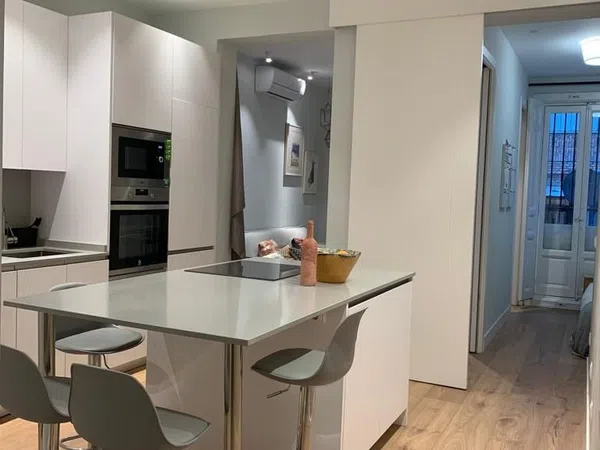 Piso en calle de Ponce de León, 7