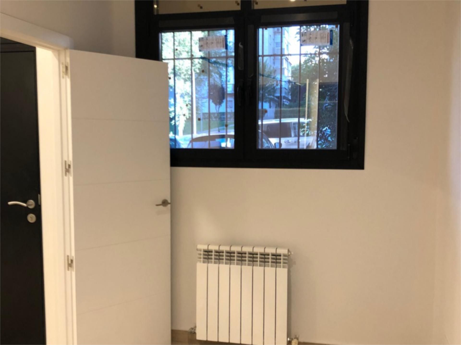 Piso en  Calle del Arroyo de la Media Legua 46 - Foto 8