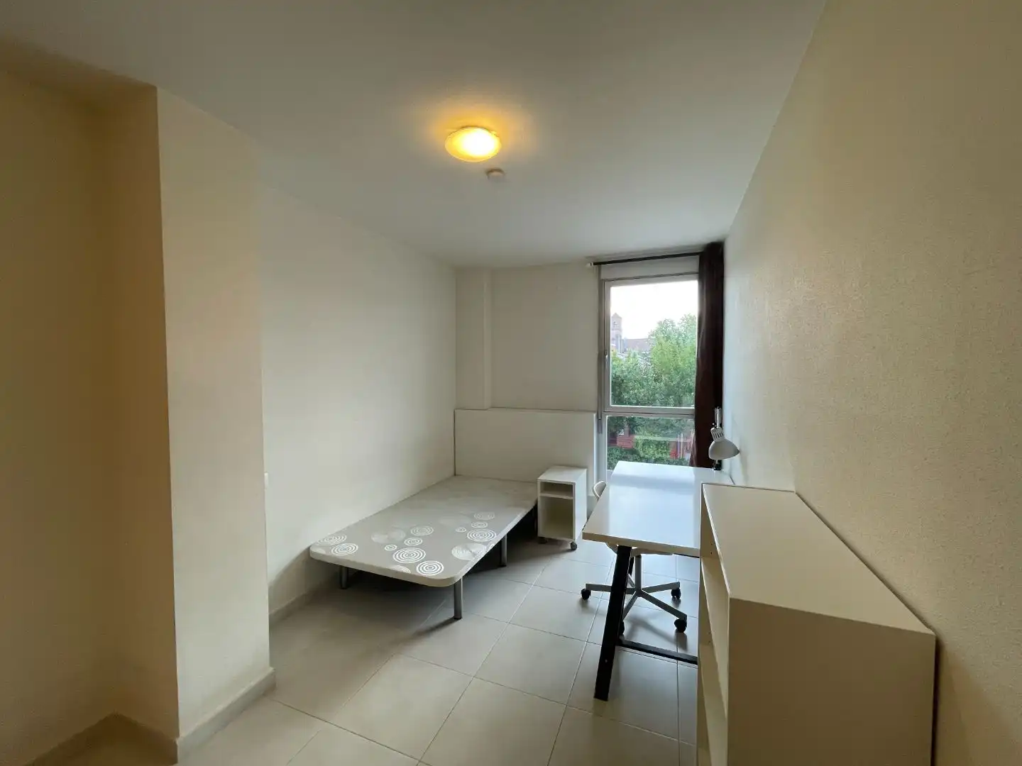 Apartamento en  Calle Profesor Joaquín Hellín 2 - Foto 4