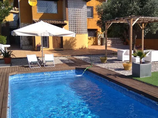 Casa independiente en Urb. terrabrava Terrabrava - Tordera Parc - Foto 1