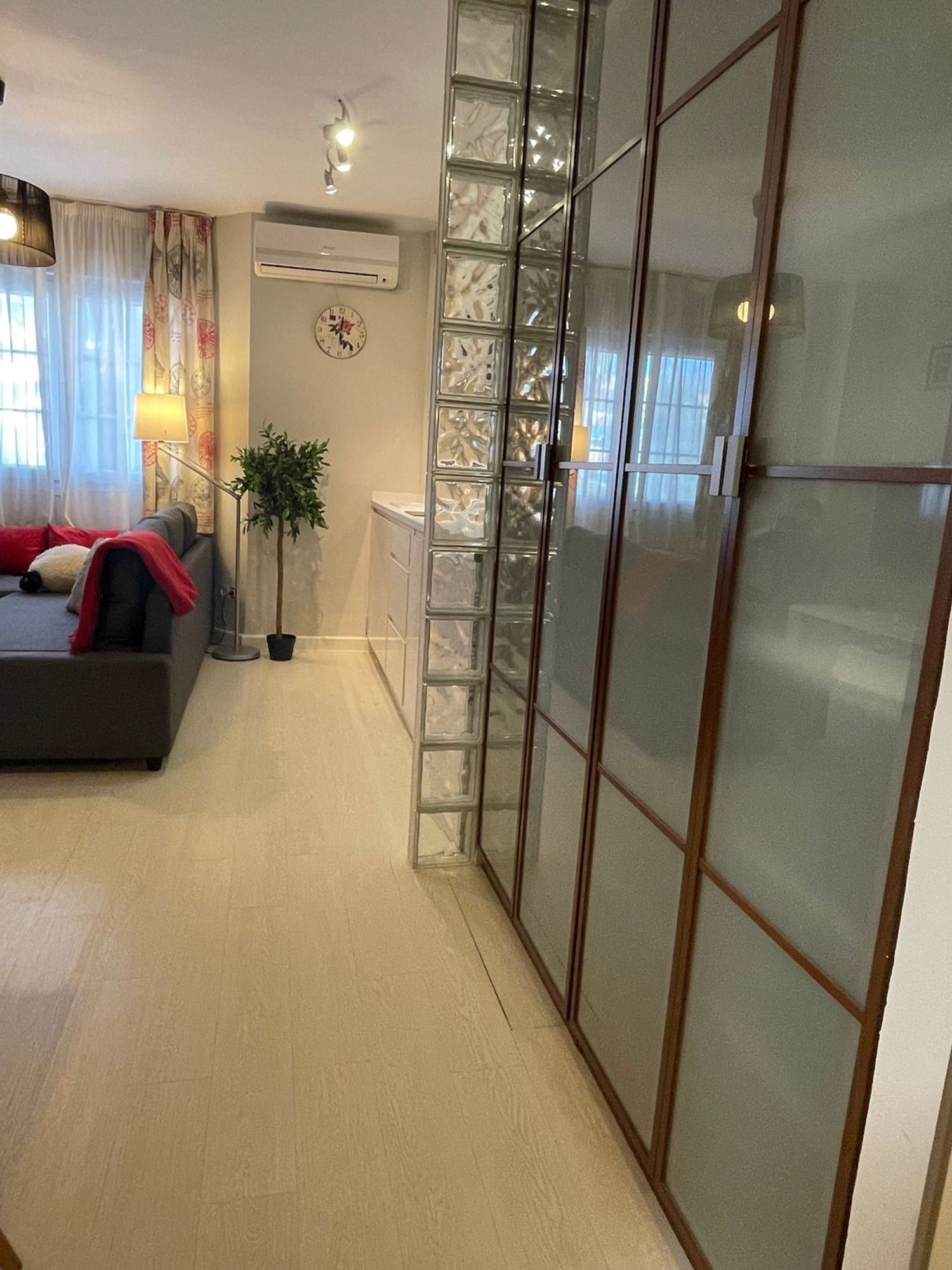 Estudio en avenida Juan Sebastián Elcano, 110 - Foto 5