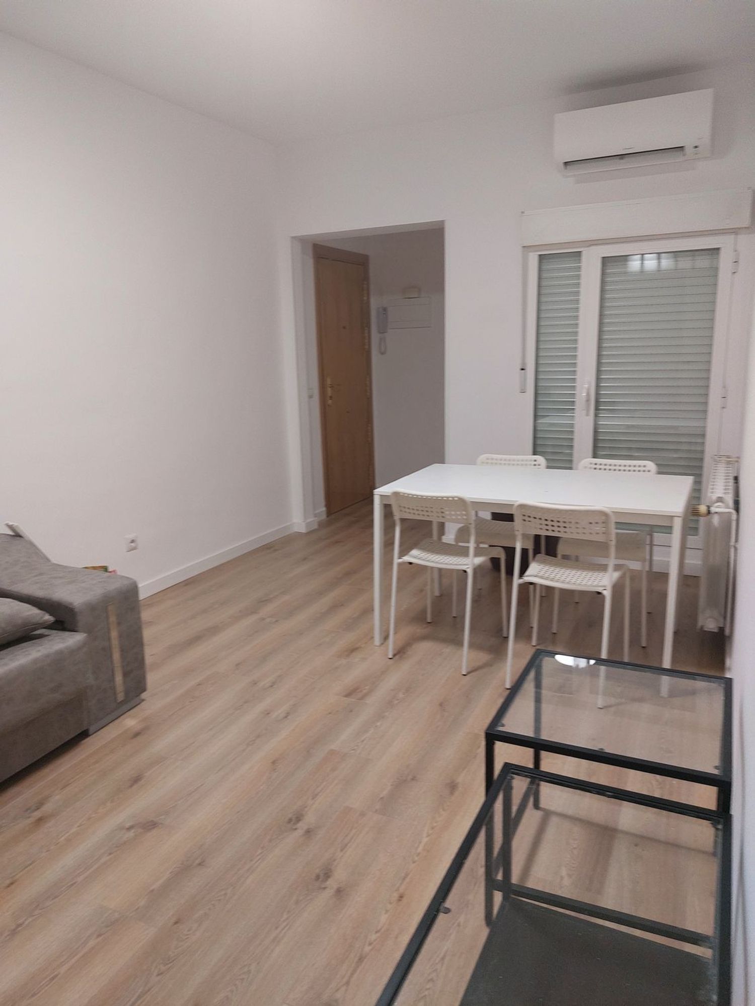 Piso en calle carlos arniches, 18 - Foto 1