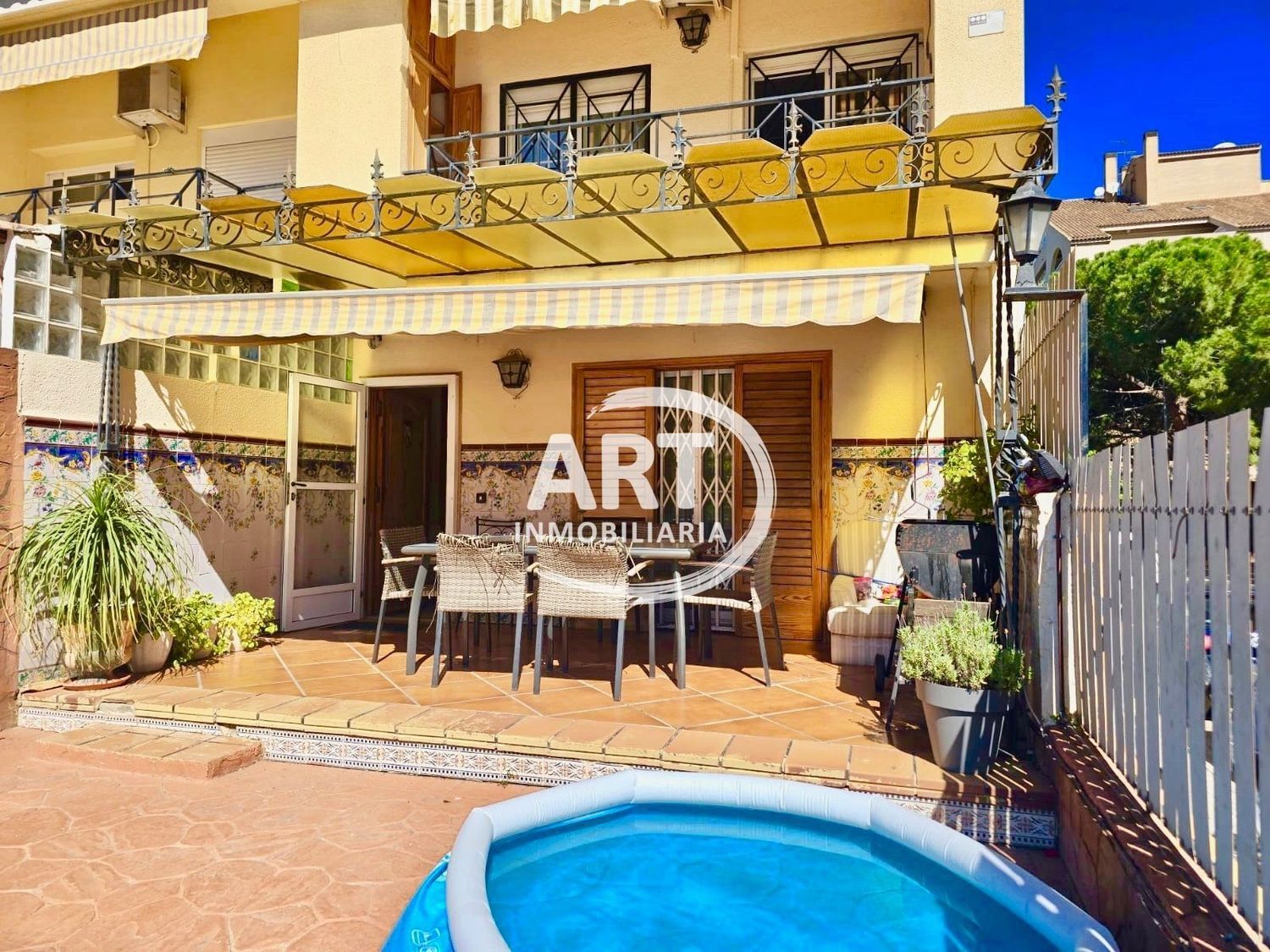 Chalet adosado en Calle de Santa Teresa - Foto 4