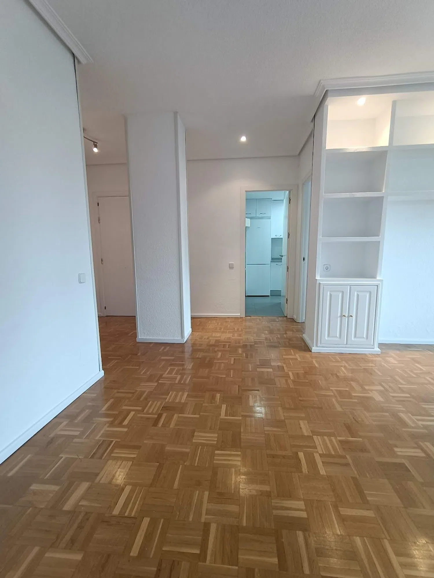 Piso en avenida de Burgos, 35 - Foto 3