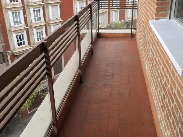 Piso en C/Infanta Mercedes, 96