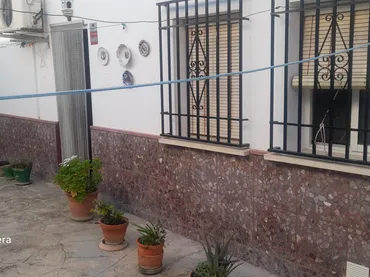 Planta baja en  Calle Mariano Moreno 3 - Foto 1