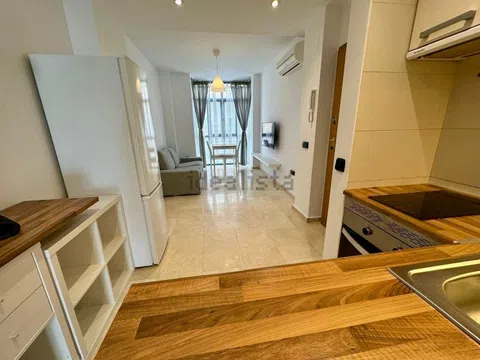 Piso en calle de Vicente Camarón, 39