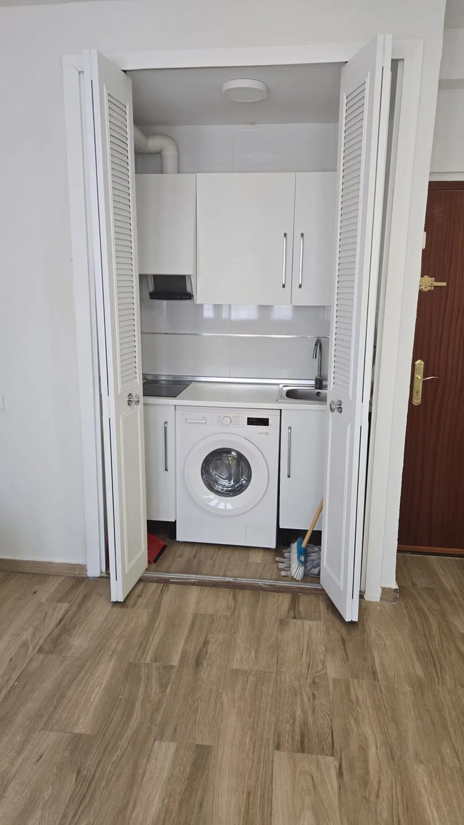 Estudio en calle de Clara del Rey, 20 - Foto 4