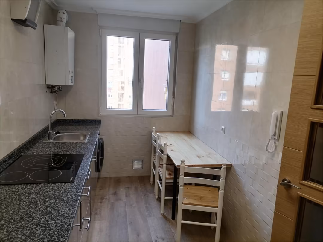 Piso en  Calle Trasmiera 8 - Foto 9