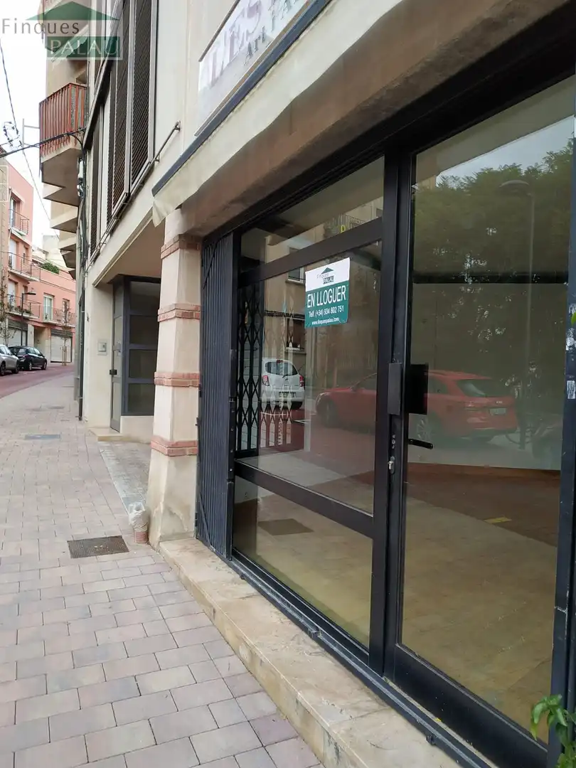 Local comercial en Sant Just Desvern - Foto 12