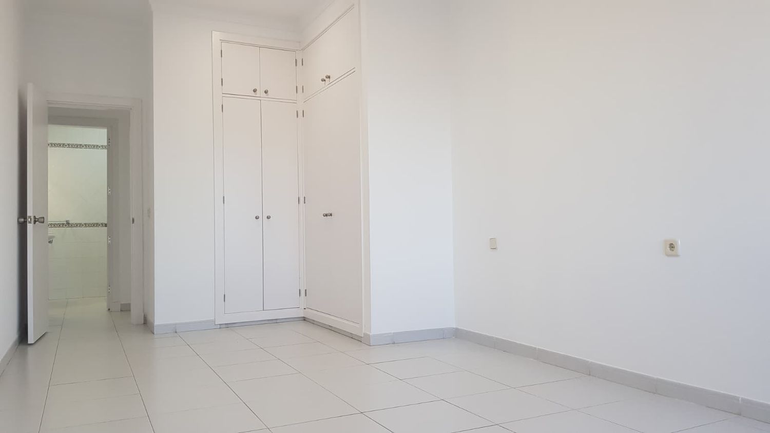 Chalet adosado en Urb. monteluz Barrio Tafira - Foto 2