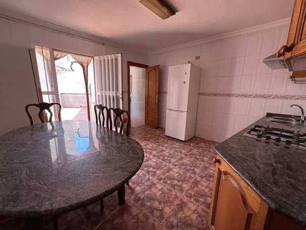 Casa de pueblo en Avenida de Andalucía, 64 - Foto 5